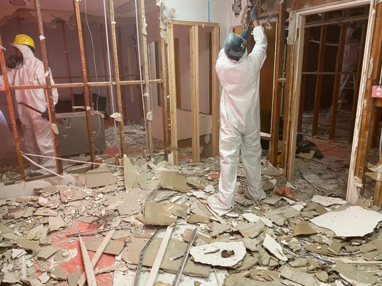 deconstruction company Burnaby